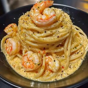 creamy garlic shrimp pasta